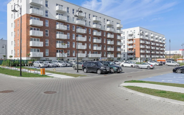 Lumina bright apart with parking