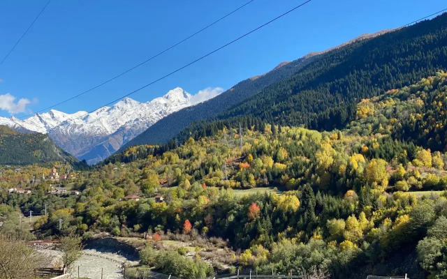 Niniko Shampriani Guest House