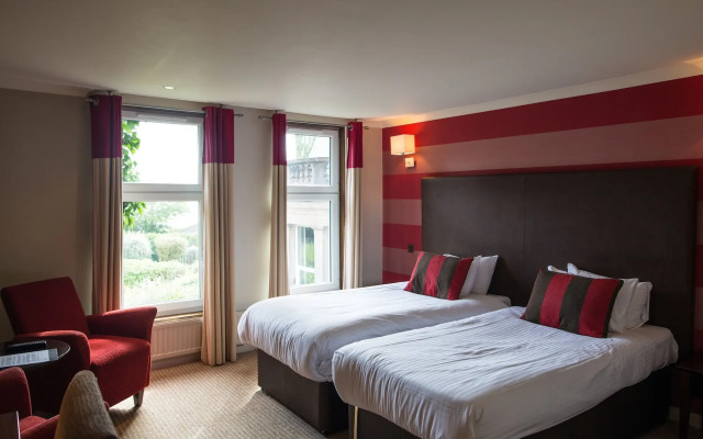 Rosslea Hall Hotel
