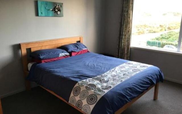 Lazy Dolphin Lodge