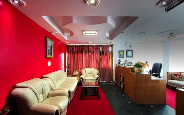 Hotel Lake Inn - A Luxury Lake View Hotel