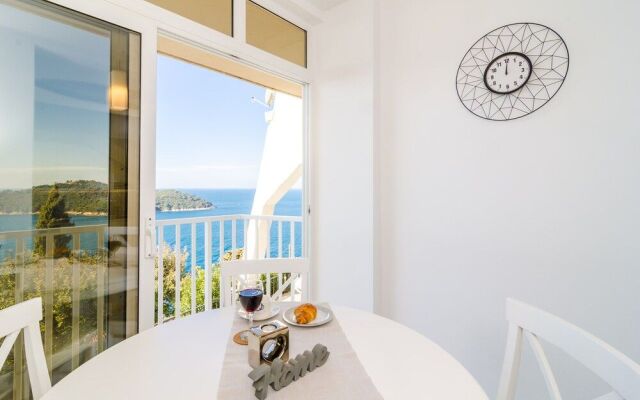 Sea View Apartments-mauro