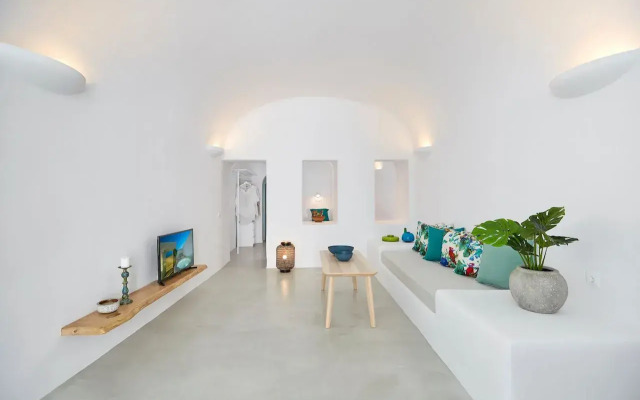 Valsamo Suites