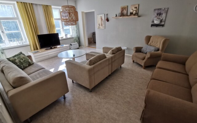 Superior 2-bed Apartment in Kotka. Sauna Facility