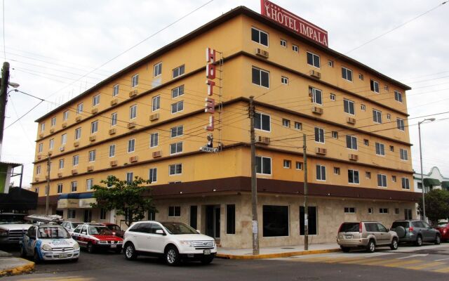 Impala Hotel in front of the ADO