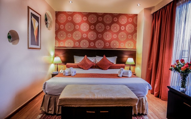 The Monarch Hotel