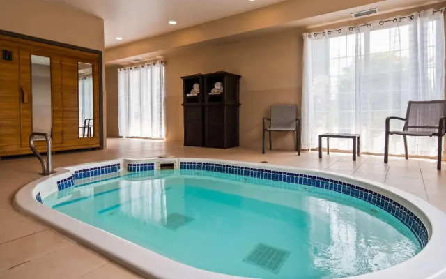 Best Western Plus Orillia Hotel