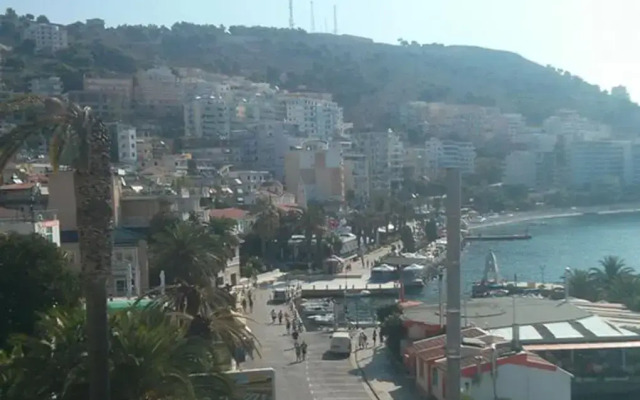 Lion Gate Hotel