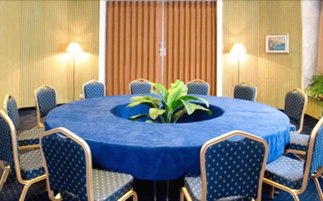 Imperial Hotel, Riviera Holiday Club