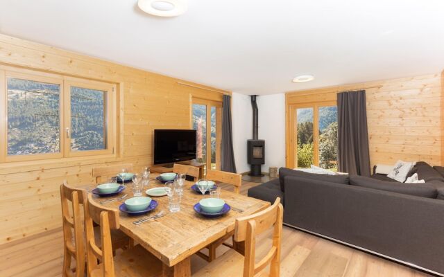 Chalet Le Cerf - NEW Build, Stylish Stay