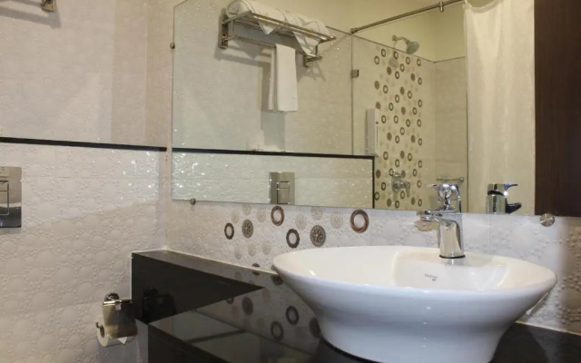 Hotel Grand Gayathri