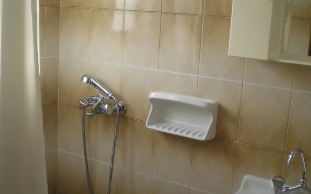 Golden Sun Hotel
