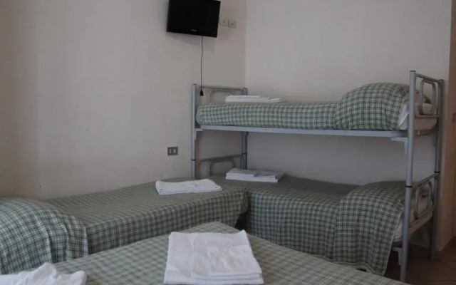 Villa Maria Apartments