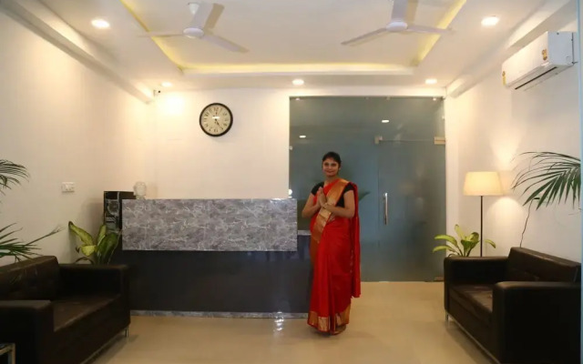 Fabhotel Aanya Suites
