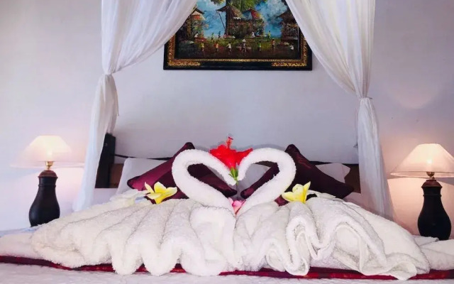 Crystal Bay Pool View Bungalow