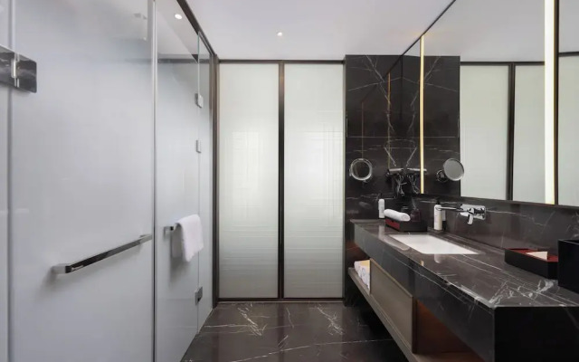 Wanda Moments Urumqi Railway Station