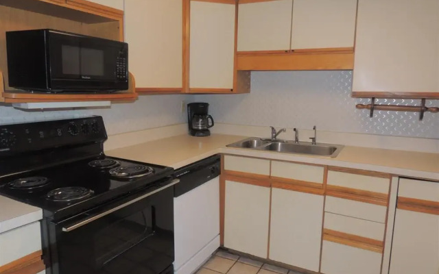 Ocean View Towers #6F