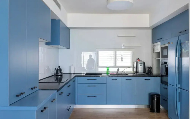 O&OGroup- Classy 3-BR with Stunning View