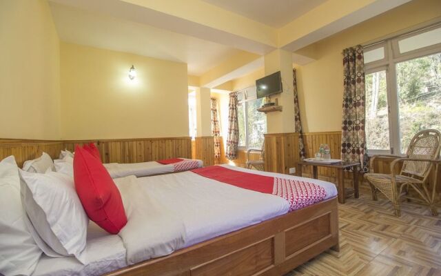 OYO 23588 Hotel Chittiz