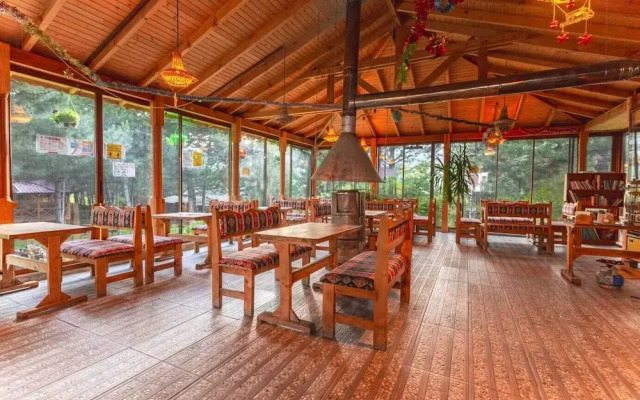 Nesilce Tatil Köyü