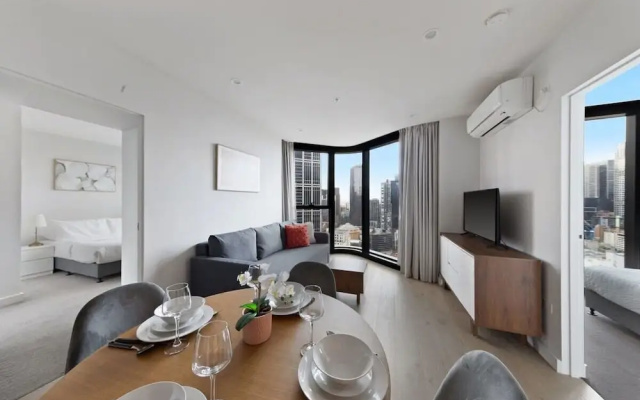A Chic 2BR Apt Near Melbourne CBD w/ Free Parking – Guest Rooms – Melbourne