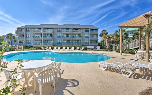 Saint Helena Island Condo w/ Pool Access & Views!