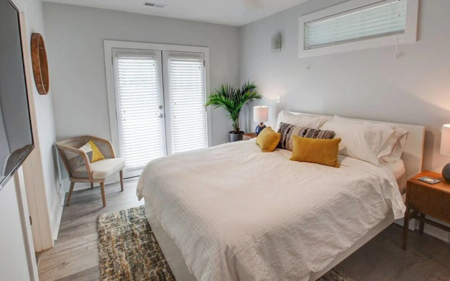 3 bedroom, Woodside Avenue