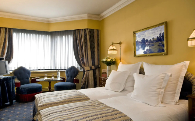 Hotel Barsey by Warwick