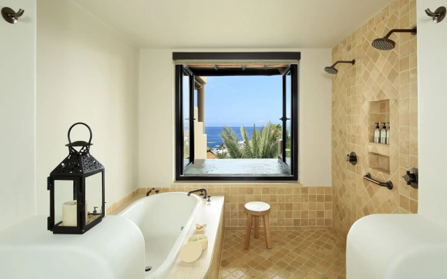 Esperanza, Auberge Collection