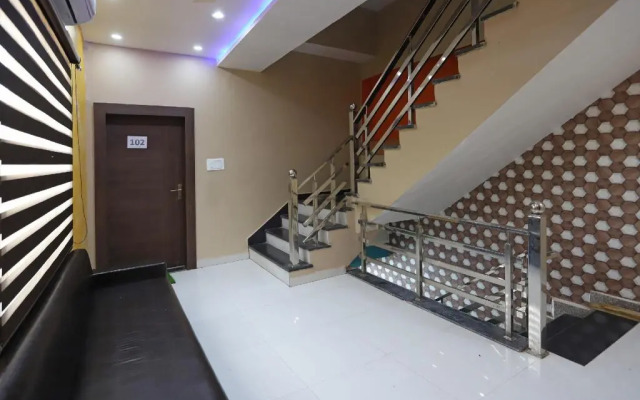 Ashrit Suites by OYO Rooms