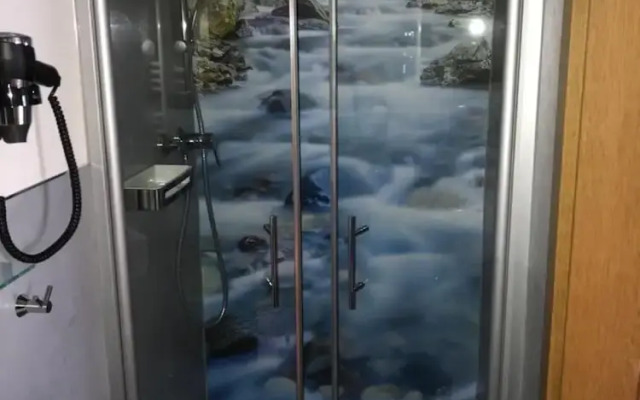 Wein- und Gästehaus M. Bai