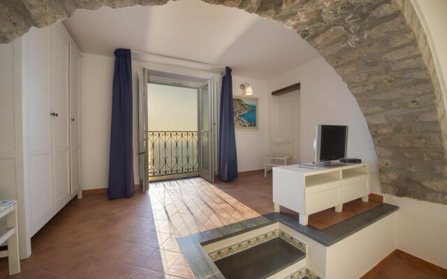 Villa Cimino - Central Villa Stunning Sea View