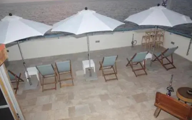 Zarqa Luxury Suites - Couples Only