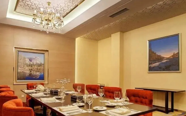 Xinxing Century Hotel