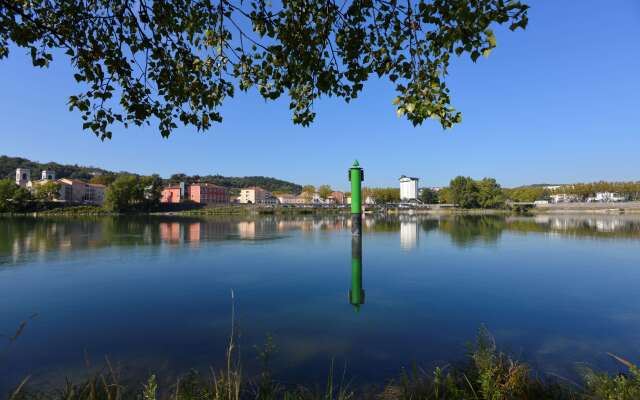 Kyriad Lyon Sud - Givors