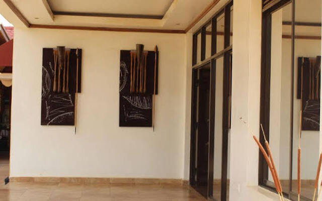 Kigali Guestlux Hotel