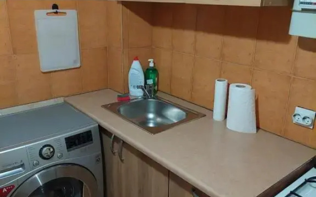 1 room aprtment 400 from sea