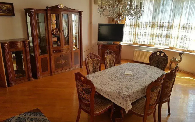 Umair Guest House