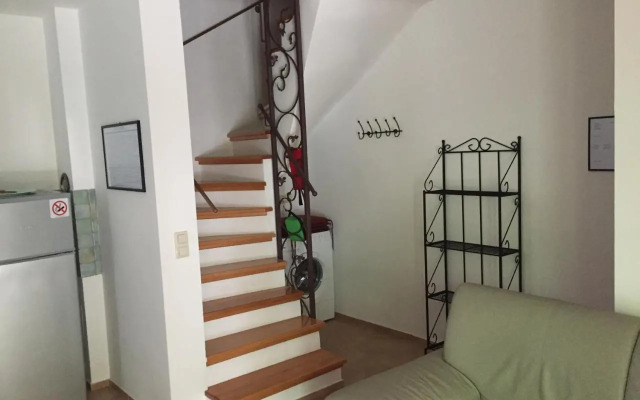 Guki Apartments