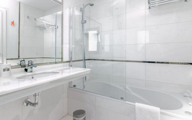 2186-Luxury penthouse with jacuzzi y bbq
