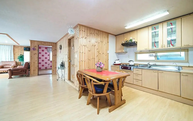 Gapyeong Sanneoul Pension