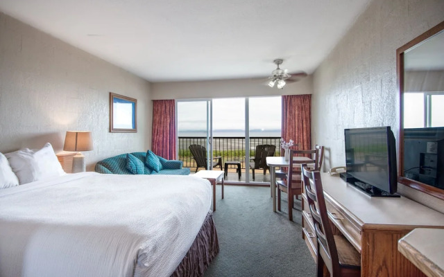 Sea Edge Beachside Hotel