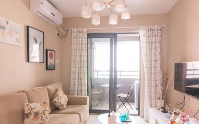 Shenzhen Soho Service Apartment