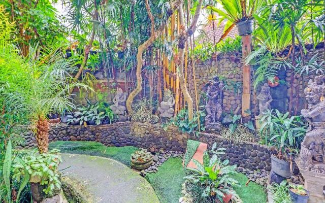 OYO 91208 Suana Guest House