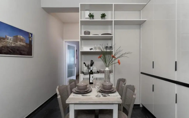 Athens Flower Apartment