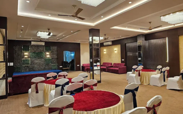Devki Grand Hotel