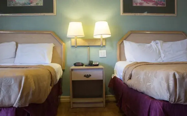 Regency Inn & Suites