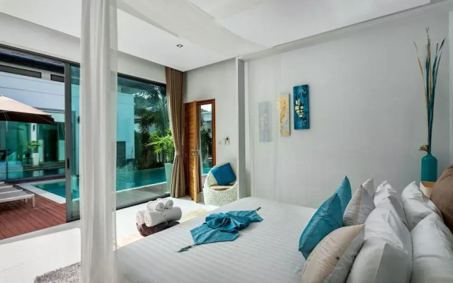 Crystal Pool Villa