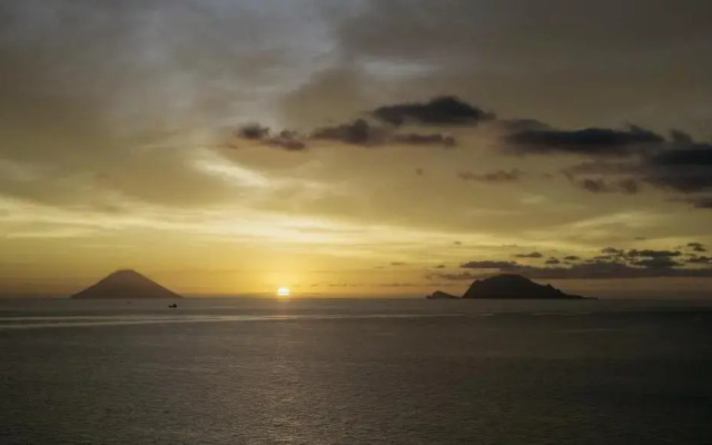 A Alera Room and Breakfast