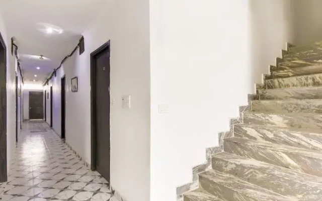 OYO 46735 Hotel Royal Dreams